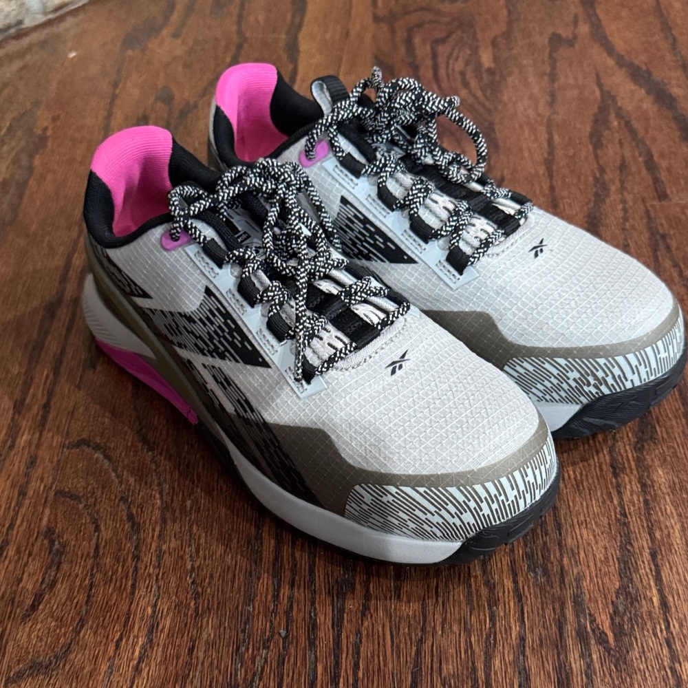 Reebok Women's Composite Toe Athletic Shoes size 8M